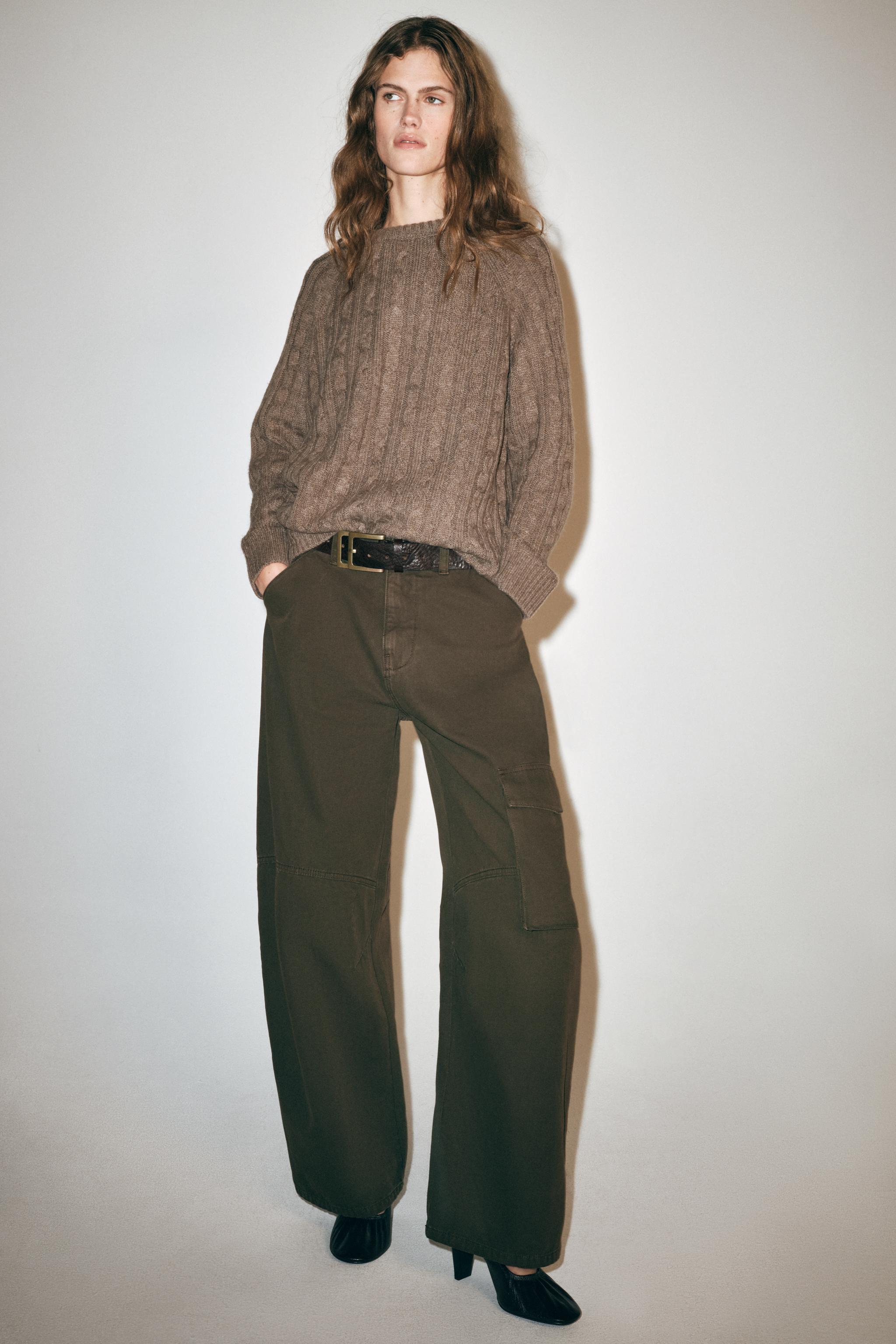 CABLE KNIT SWEATER