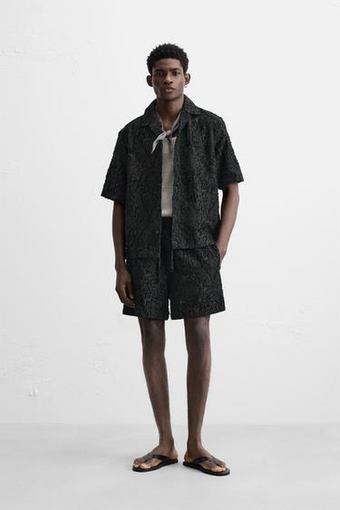 JACQUARDVÆVET SKJORTE MED GEOMETRISK MØNSTER - Sort fra Zara