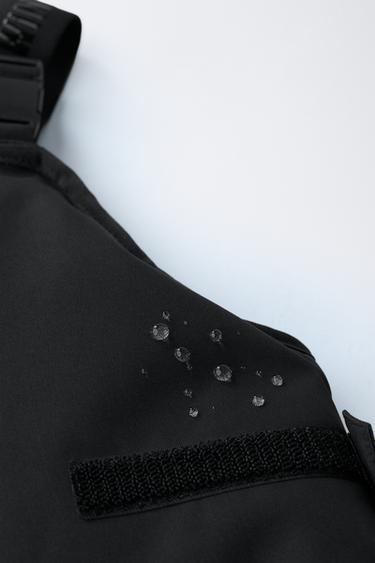 SALOPETTE LONGUE RÉSISTANTE À L'EAU ET AU VENT AVEC POCHES - Noir de Zara - Image 6