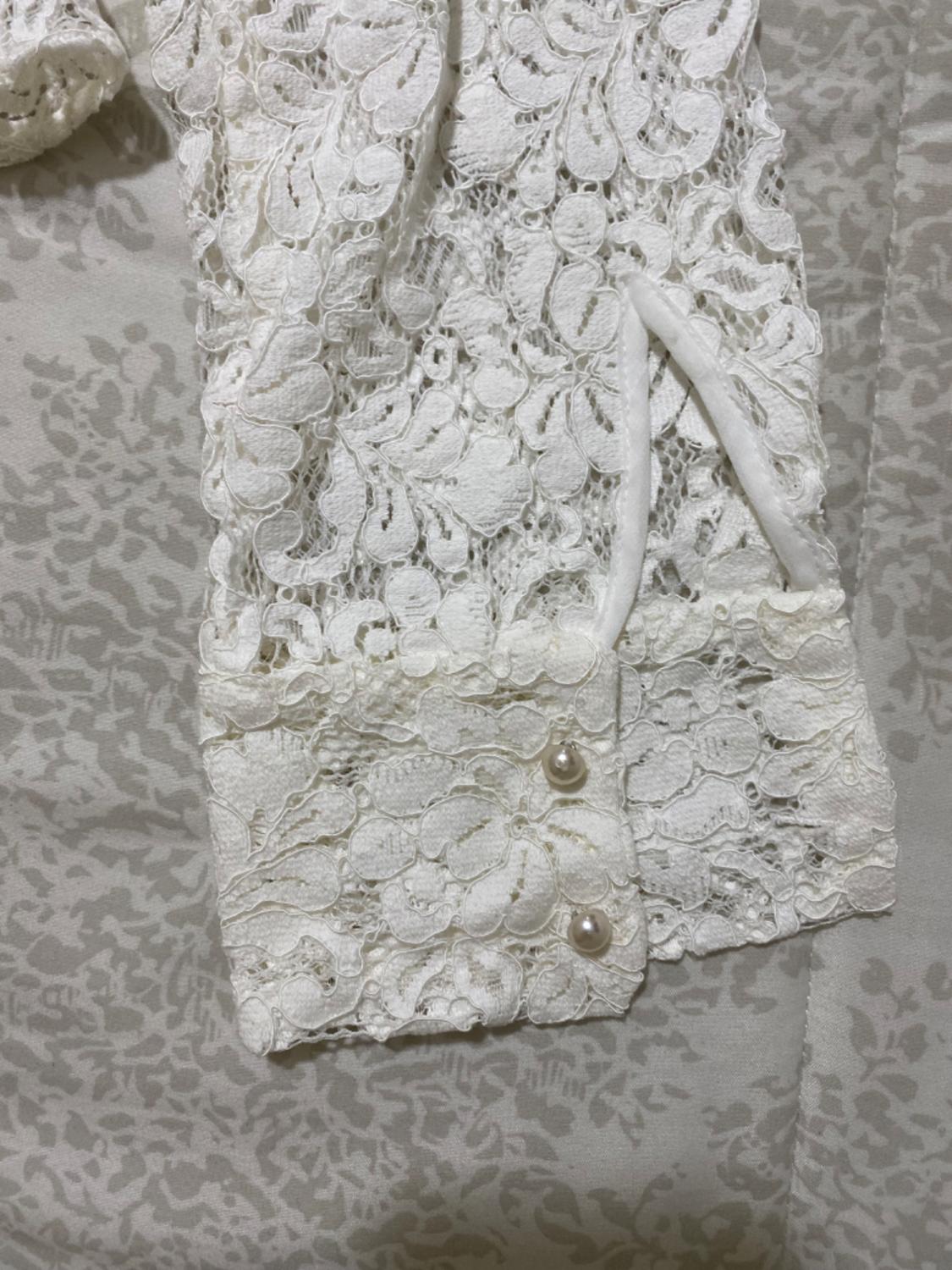 LACE PEPLUM TOP - Image 4