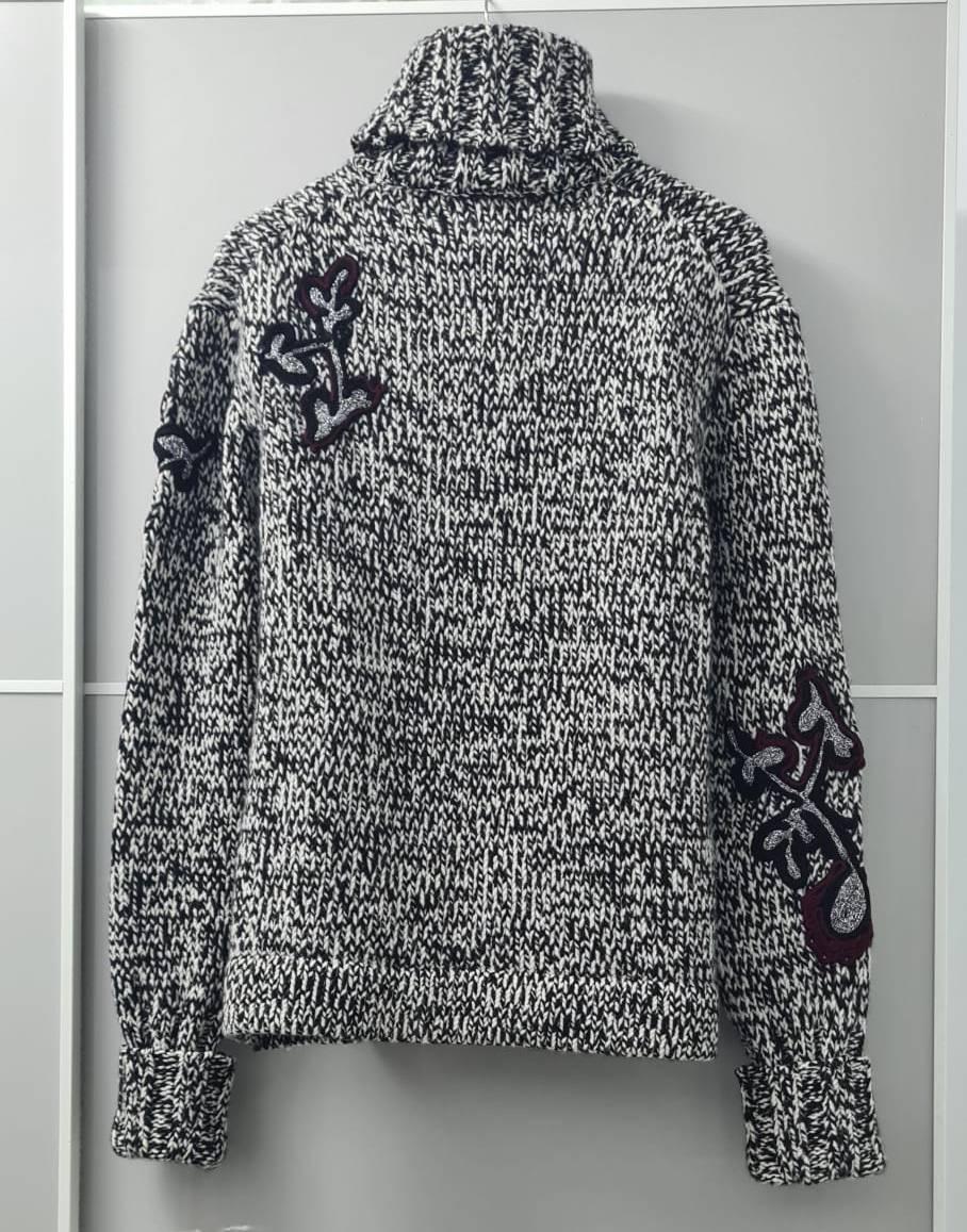 ΠΛΕΚΤΗ ΜΠΛΟΥΖΑ ΜΕ ΚΕΝΤΗΜΑΤΑ LIMITED EDITION - Image 9