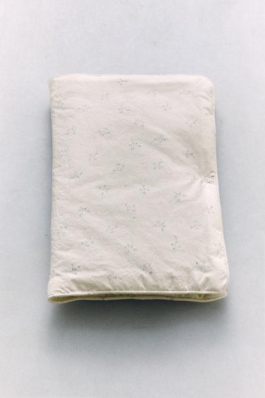 CHILDREN'S FLORAL WIPE HOLDER - Butter by Zara - Image 5
