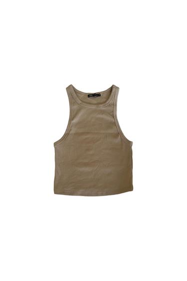 RIBBED HALTER VEST TOP IN CAMEL.