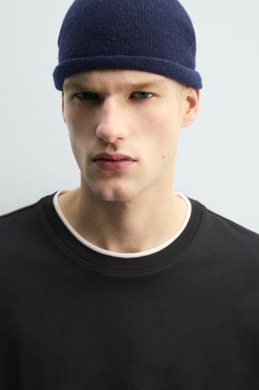 T-SHIRT WITH CONTRAST MOCK DOUBLE DETAILING - Black by Zara