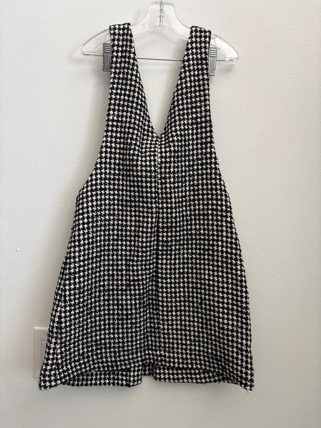 HOUNDSTOOTH PINAFORE DRESS - Image 2