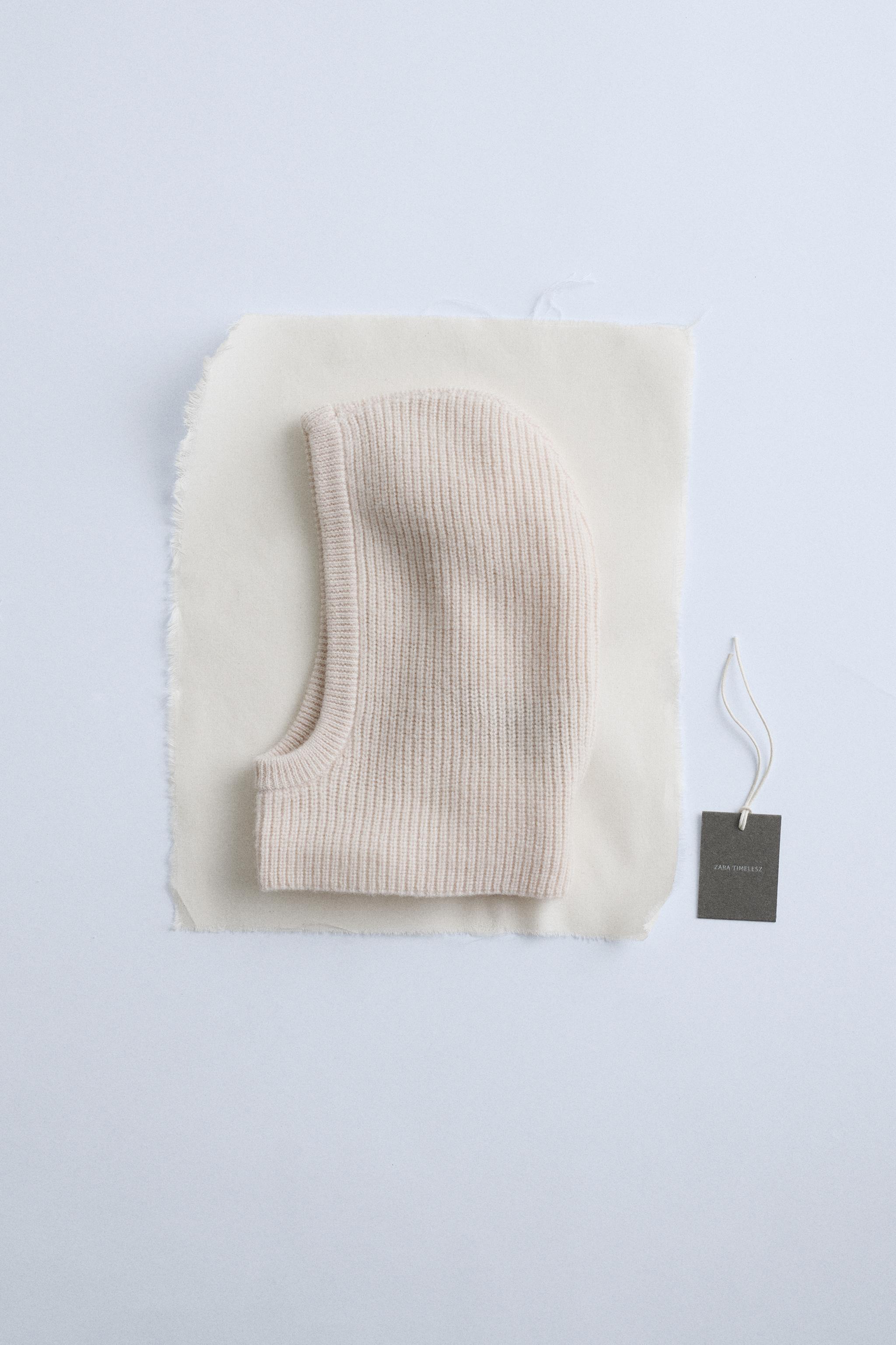 ZARA TIMELESZ - ウール100%バラクラバ - サンド | ZARA Japan