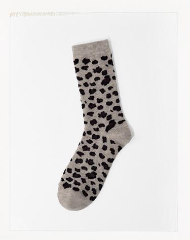 CALCETINES JACQUARD ESTAMPADO ANIMAL - Leopardo de Zara
