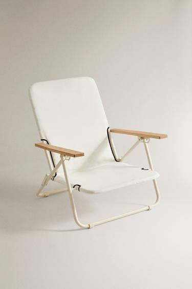 KLAPPBARER STRANDSTUHL MIT HOLZARMLEHNEN - Cremefarben von Zara - Bild 0