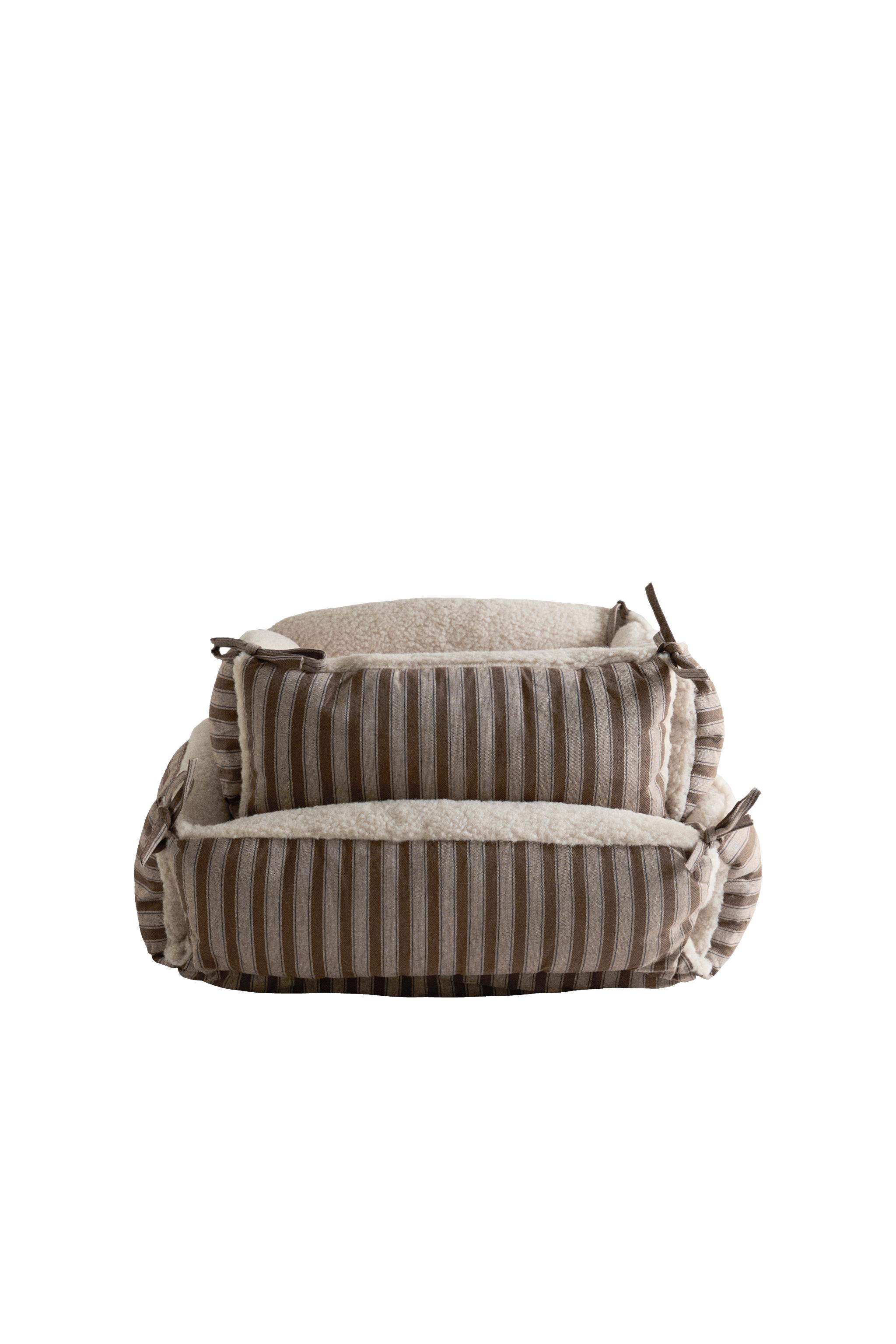 Pet Beds and Accessories | ZARA United States