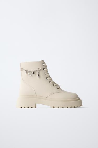 CHARM ANKLE BOOTS - Ecru White by Zara