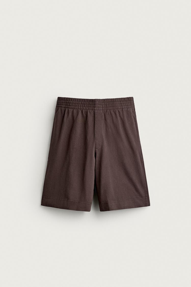 WIDE-LEG JOGGER BERMUDA SHORTS