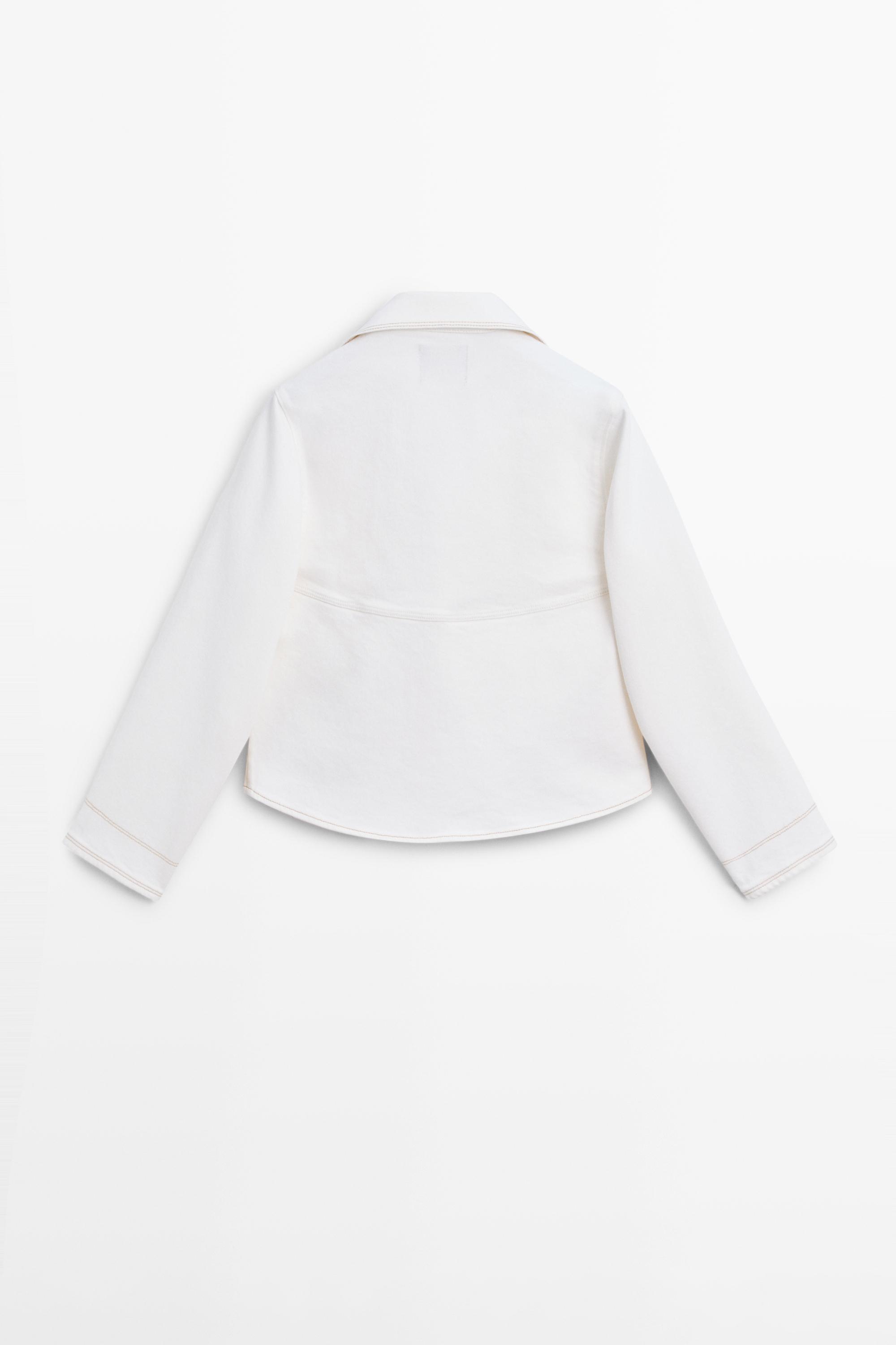 Denim jacket with contrast seam