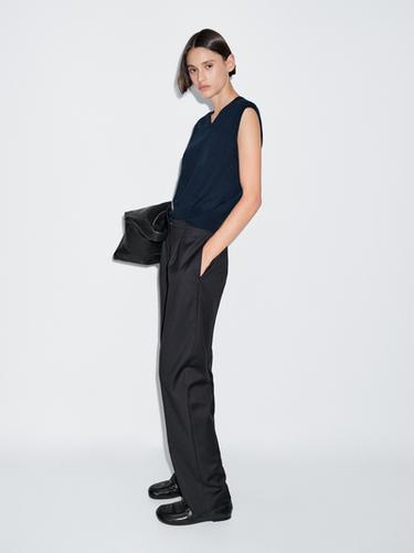 Pantalón pinzas cintura elástica - Marino de Zara