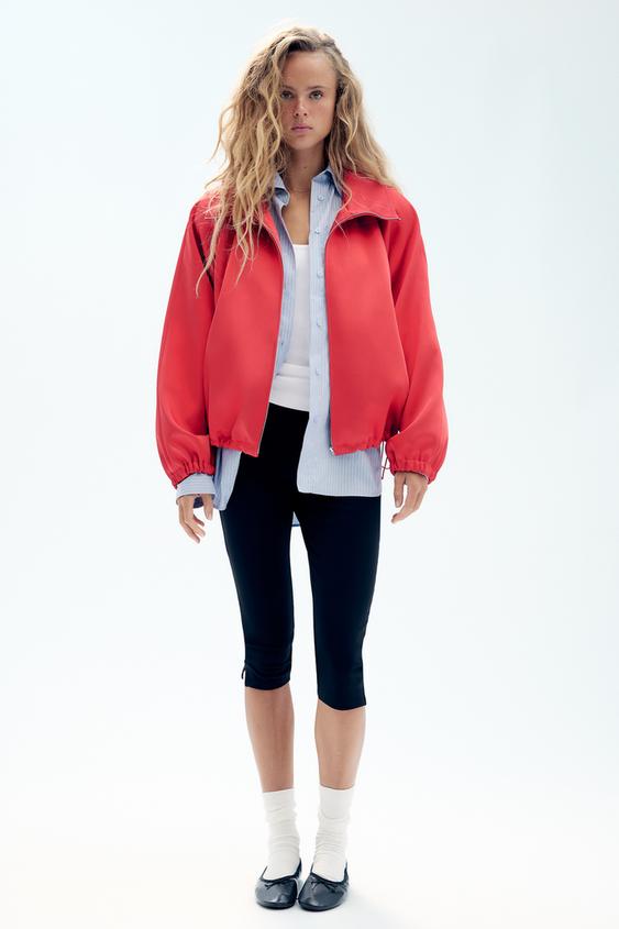 CAZADORA HOMBRERAS - Rojo de Zara - Imagen 0
