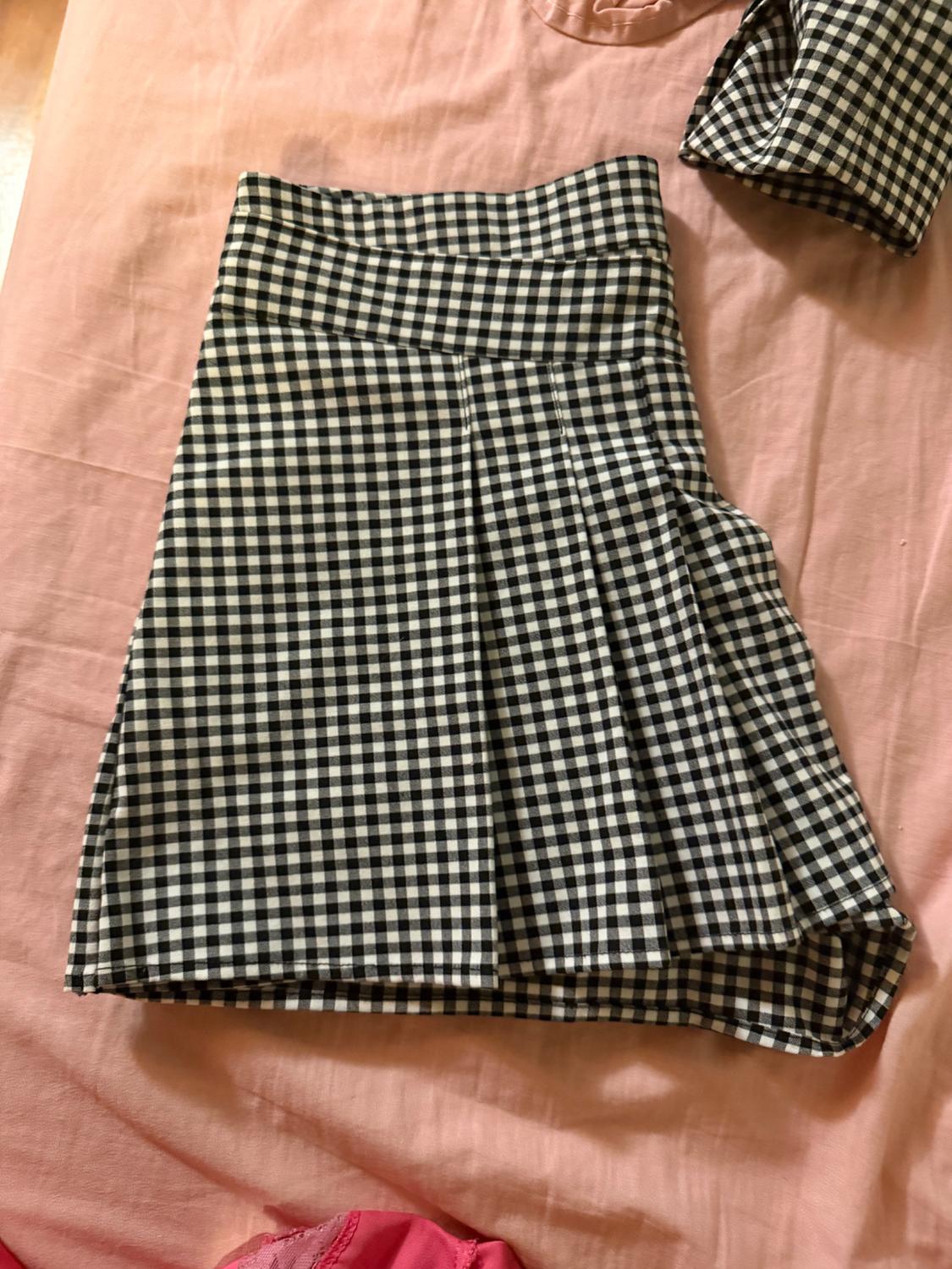 BOX PLEAT GINGHAM SKORT - Image 3