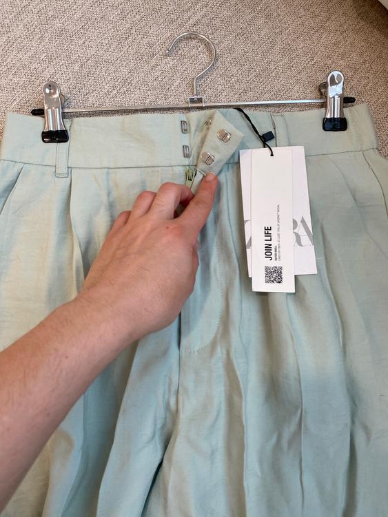 PLEATED SHORTS - Image 3