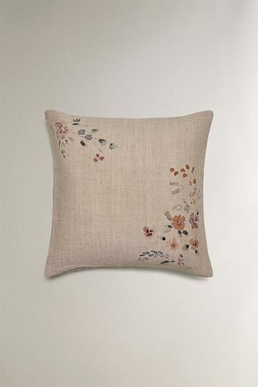 HOUSSE DE COUSSIN FLEURS - Beige clair de Zara - Image 1
