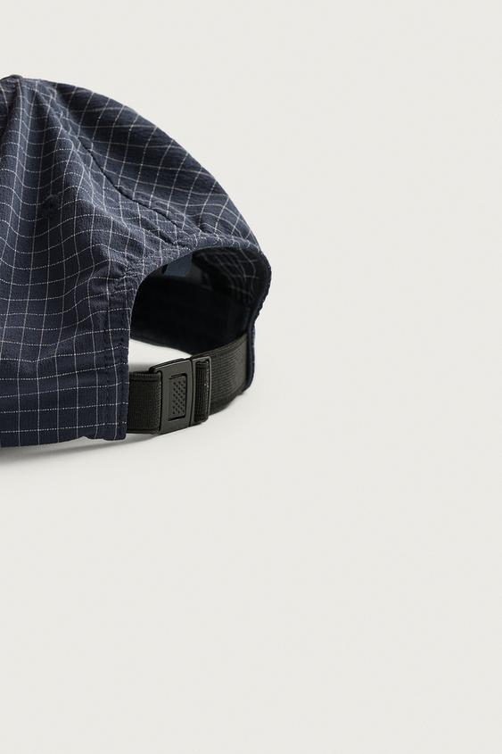 CASQUETTE À CARREAUX AVEC PIÈCE ET BRODERIE - Bleu de Zara - Image 6