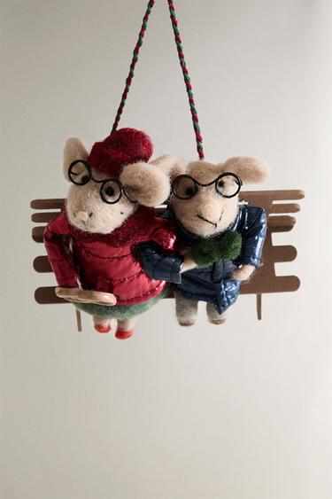 DÉCORATION SAPIN LAINE SOURIS BANQUETTE NOËL - Multicolore de Zara - Image 1