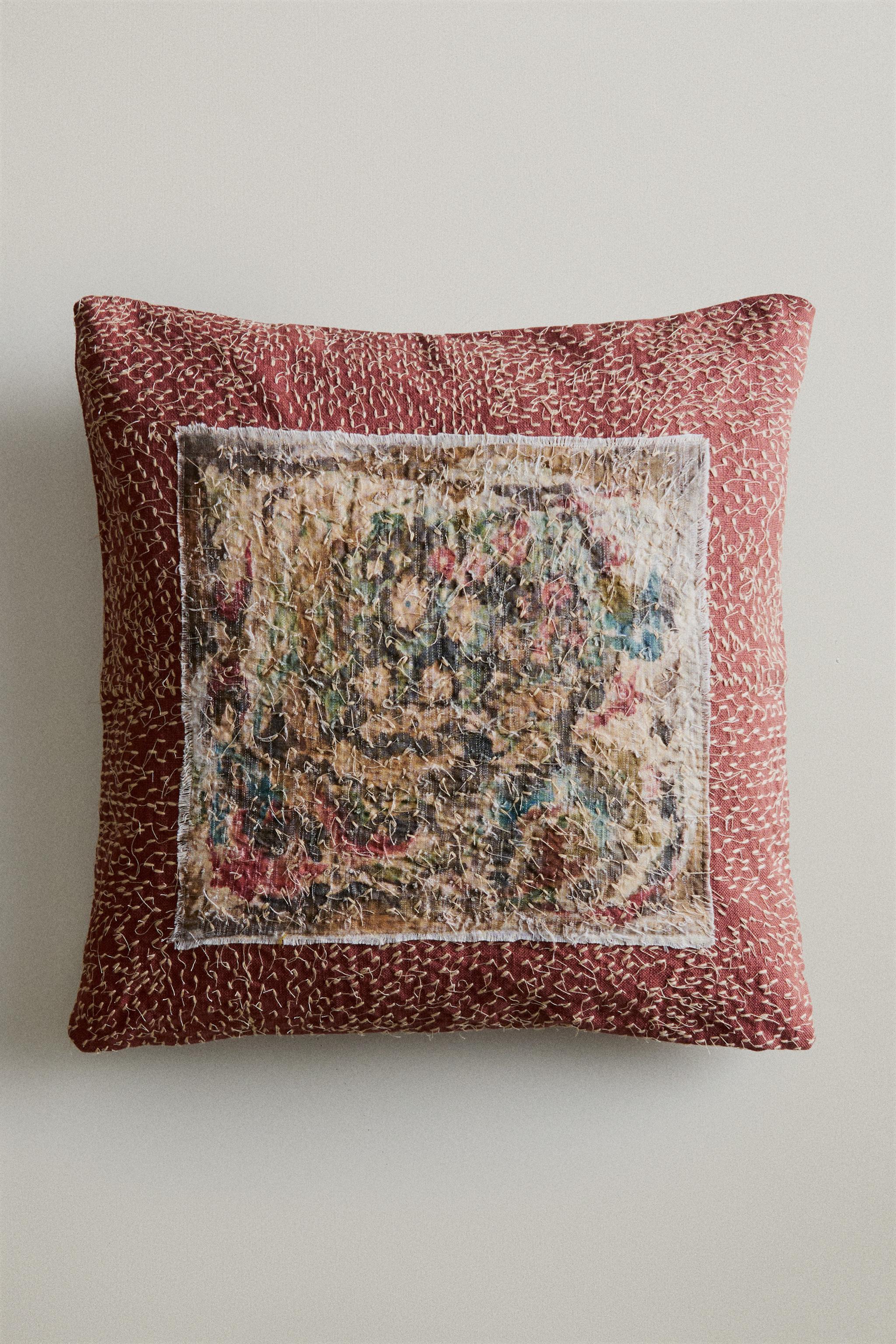 APPLIQUÉ & STITCHING THROW PILLOW COVER