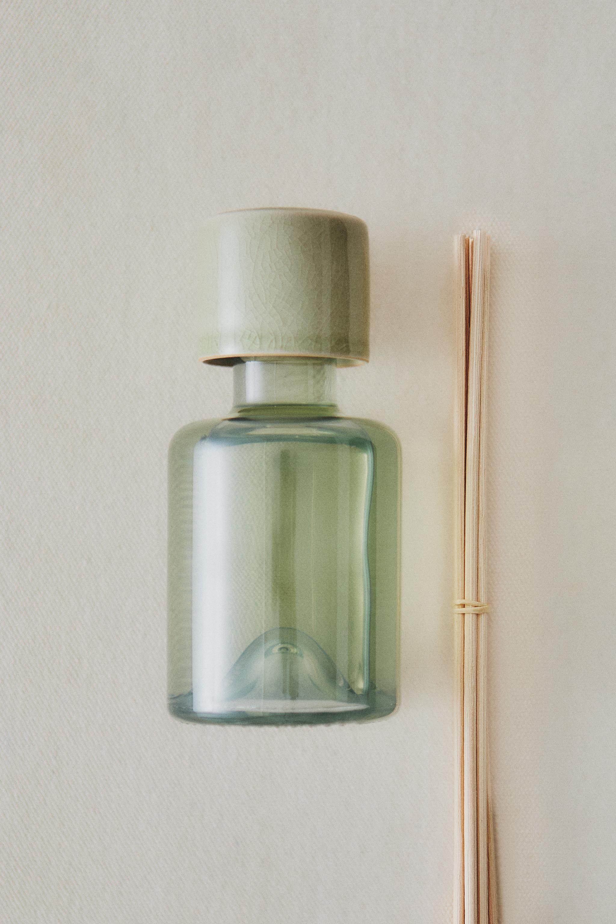 95ML）MUSKY PETALS リードディフューザー - ベージュブラウン | ZARA