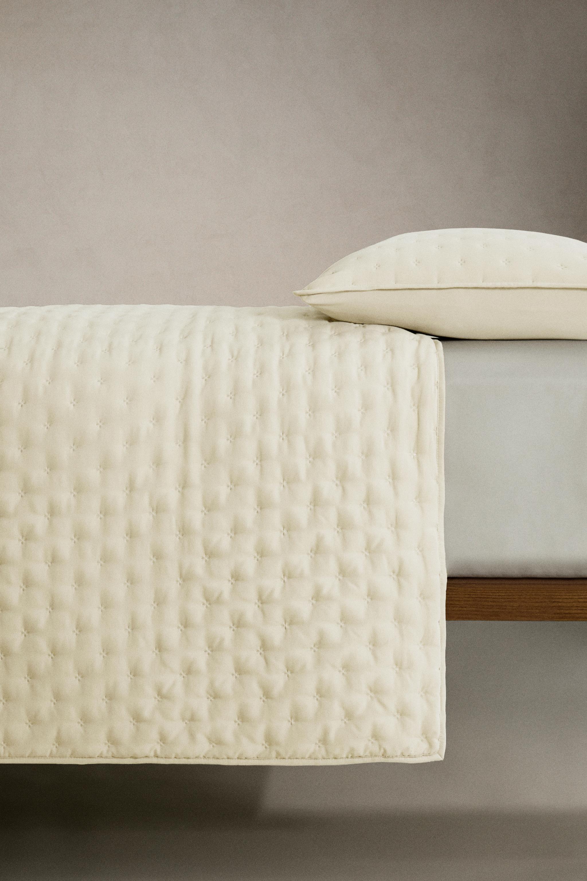 ドット キルトベッドカバー - グリーン | ZARA Japan / 日本