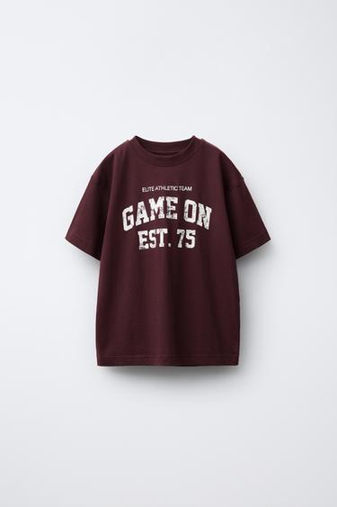 CAMISETA ESTAMPADO TEXTO - Burgundy de Zara