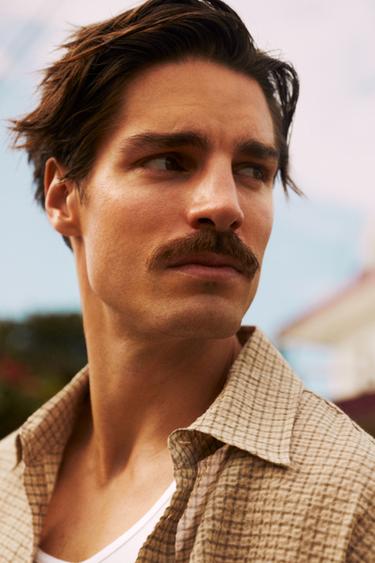 LOOK - Amarillo de Zara