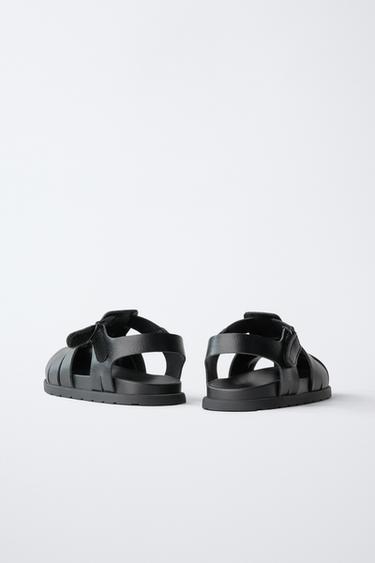 SANDALES STYLE PLAGE À BRIDES - Noir de Zara - Image 4