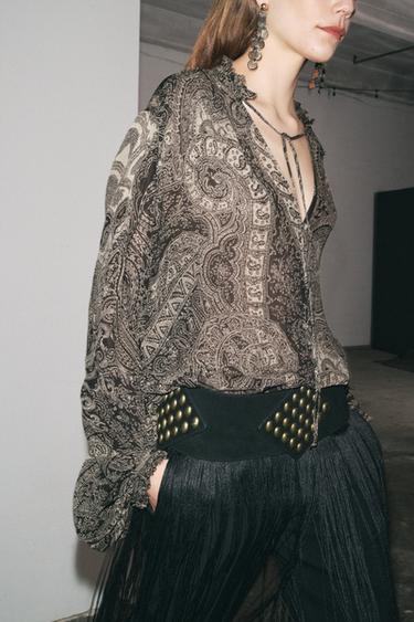 חולצה עם הדפס ZW COLLECTION - שחור / חול של Zara