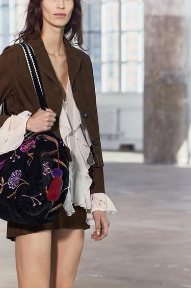 QUILTED VELVET TOTE BAG WITH SILK EMBROIDERY - Black by Zara - Image 0