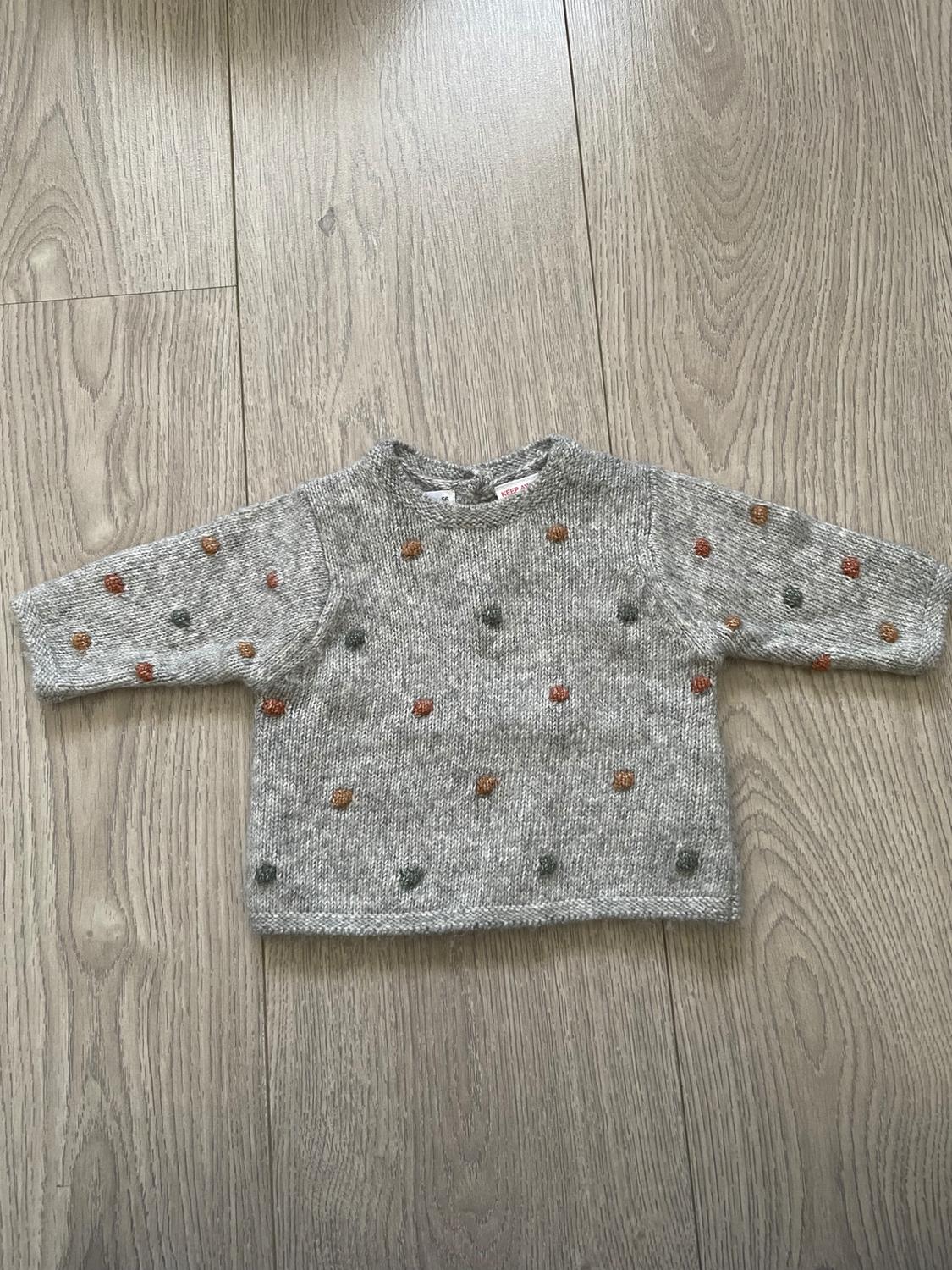 EMBROIDERED BALL SWEATER