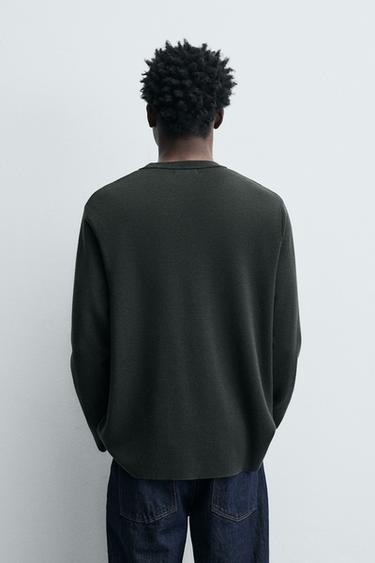 PULL LÉGER EN LAINE - Vert gris de Zara - Image 2