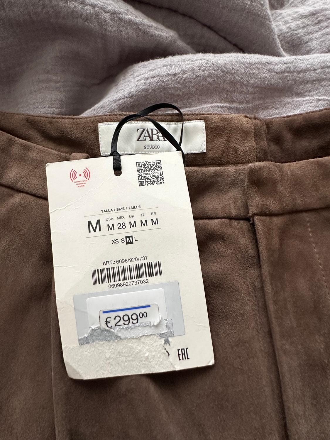 LIMITED EDITION 100% SUEDE LEATHER PLEATED TROUSERS - Image 4