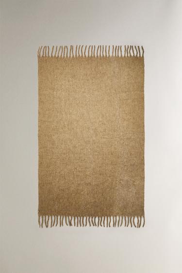 FRINGED SOFT THROW - Light beige by Zara