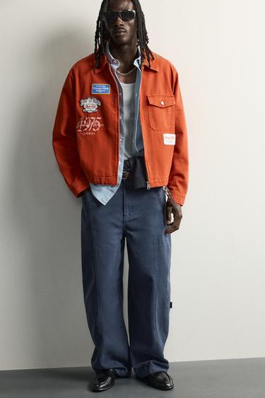 RELAXED FIT JAKKE MED PATCHES OG BRODERI - orange fra Zara
