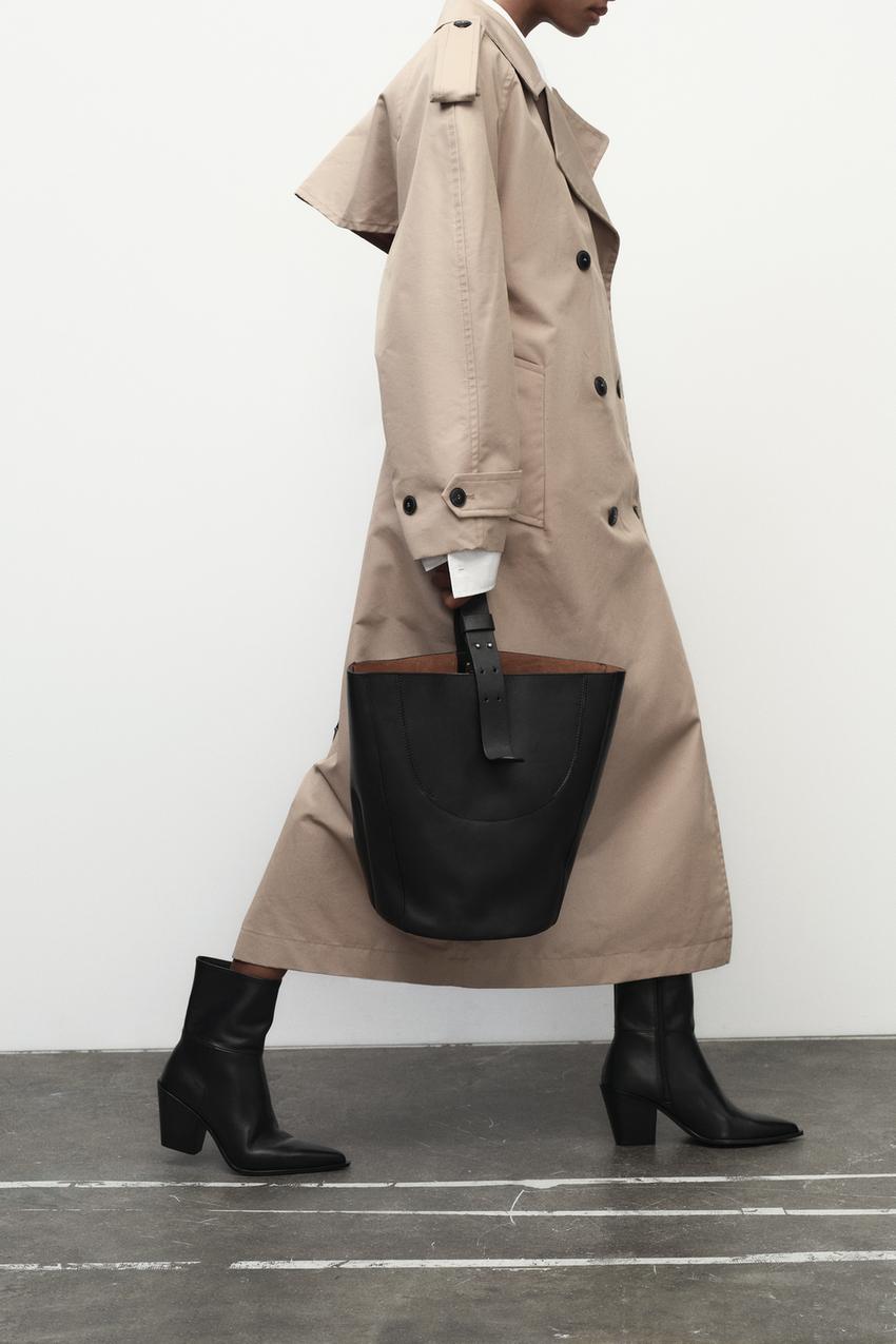 ZARA⭐️パイソン柄本革ショートブーツ22.5cm 泊っ