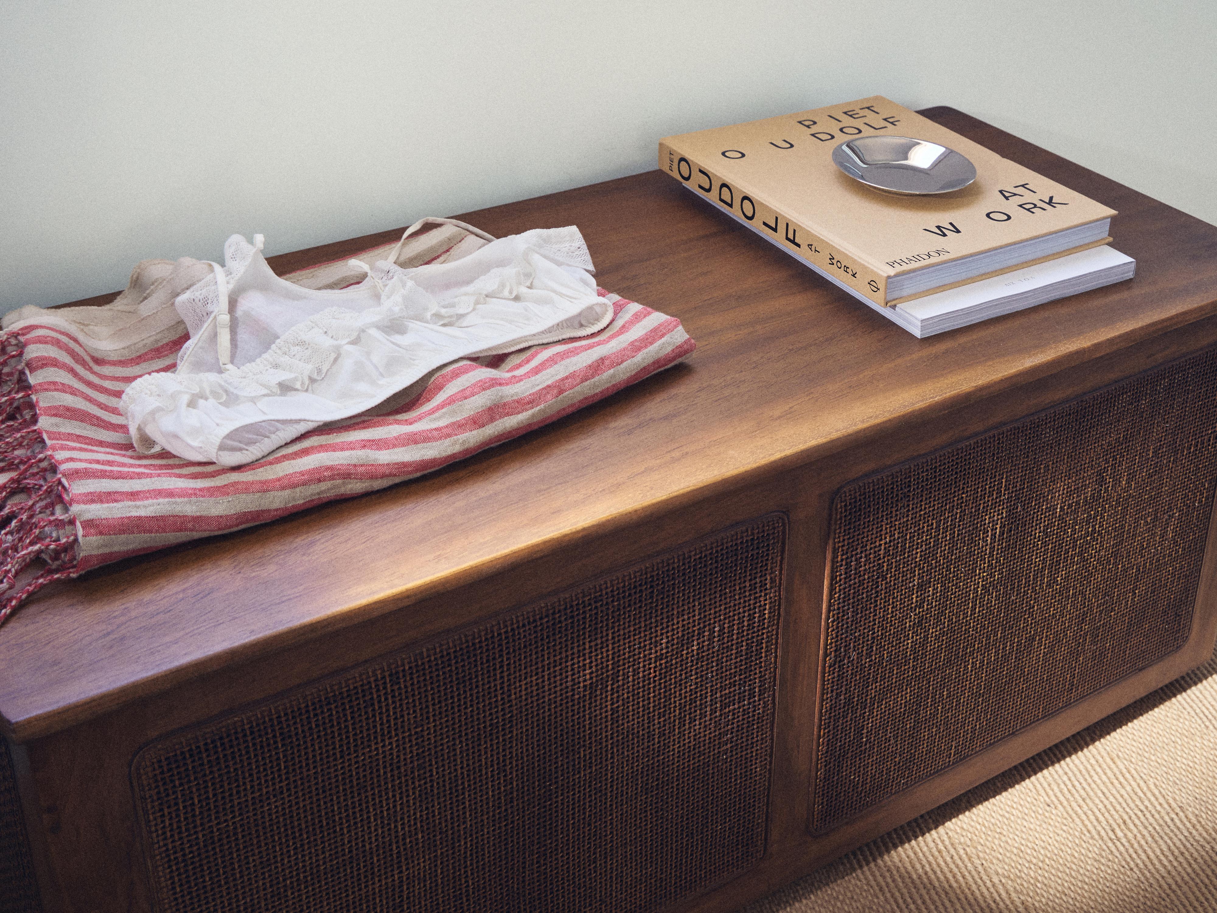 WOOD AND RATTAN BENCH — Brown