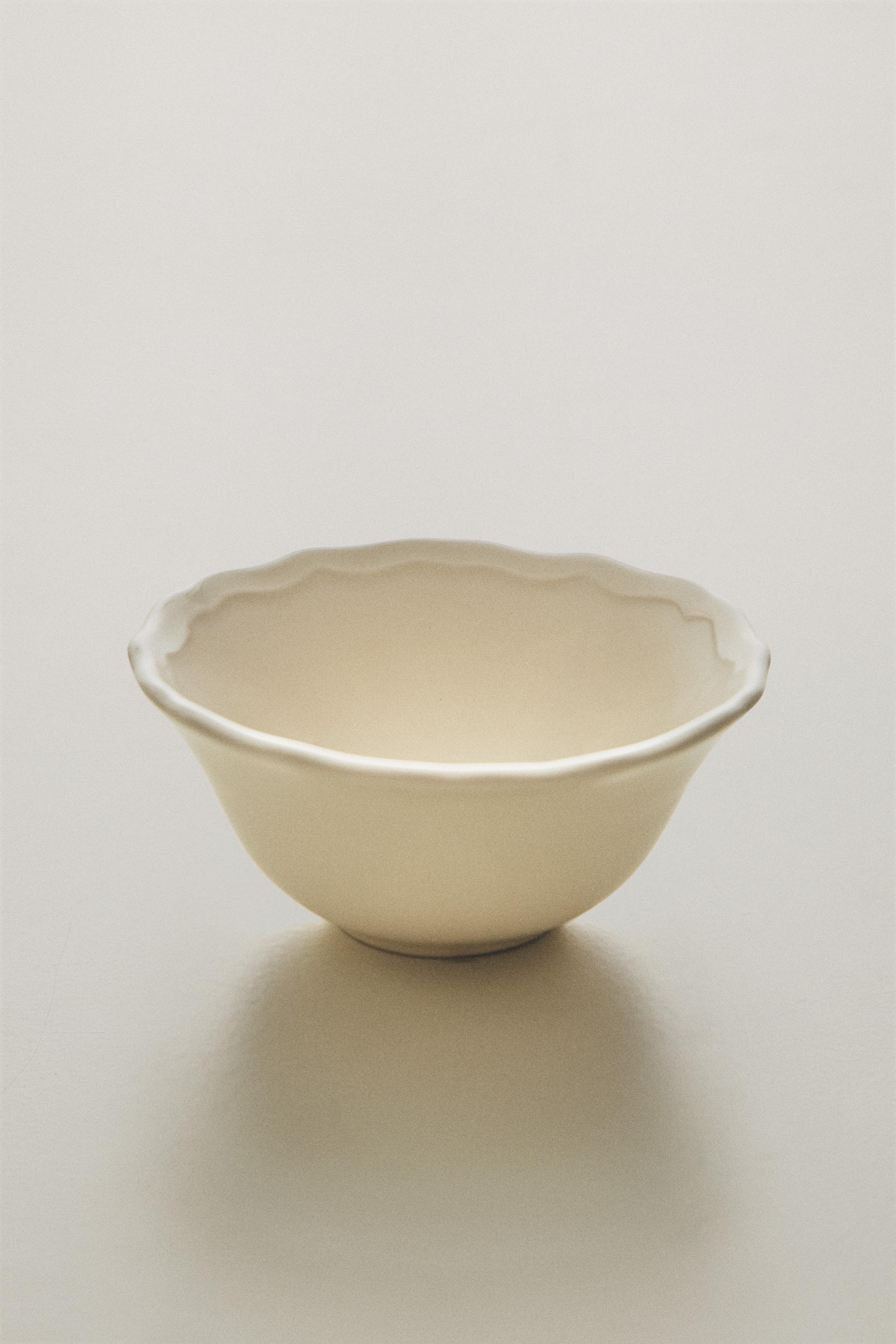 EARTHENWARE SNACK BOWL