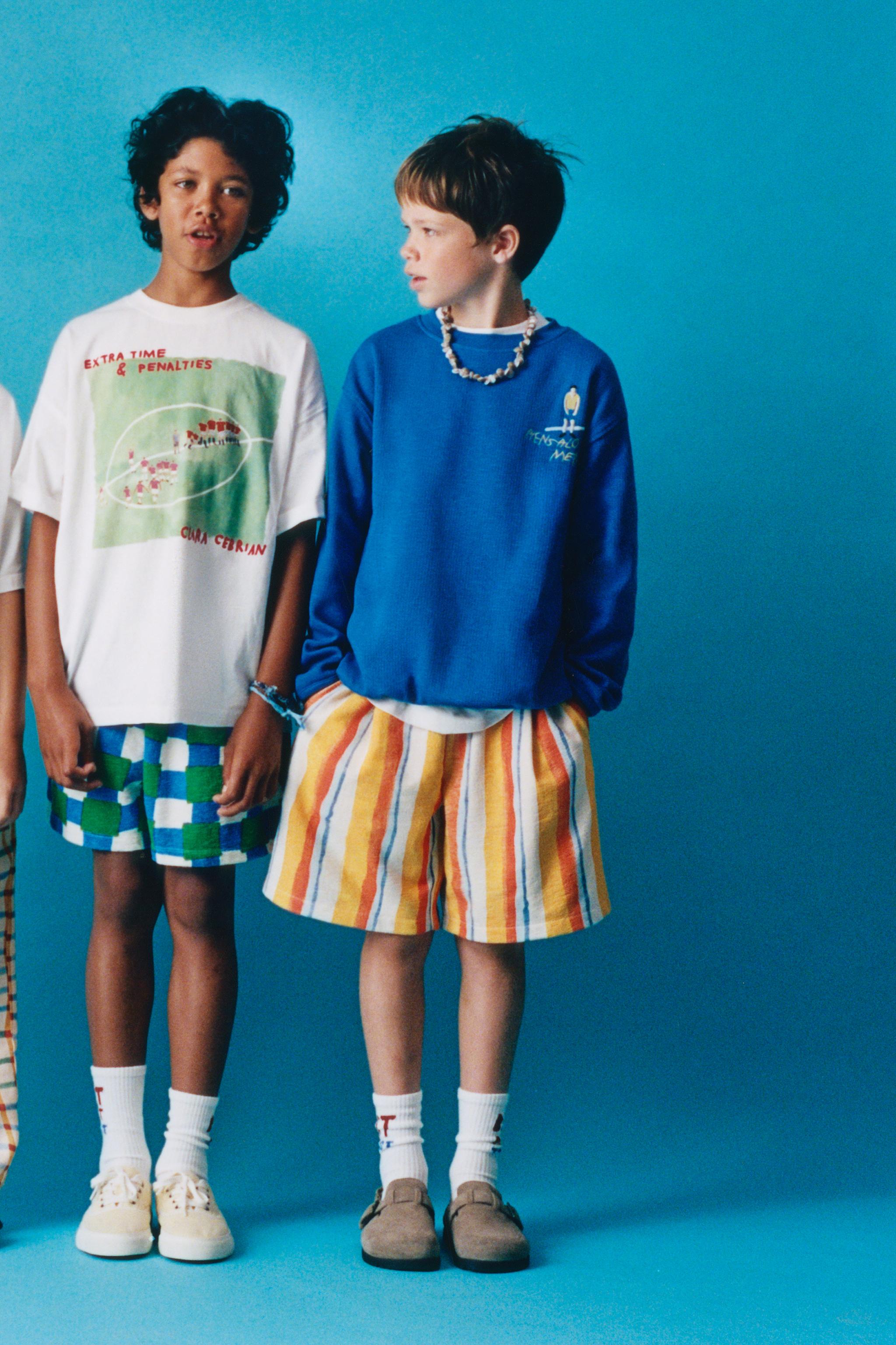 CLARA CEBRIAN © EMBROIDERED SWEATSHIRT