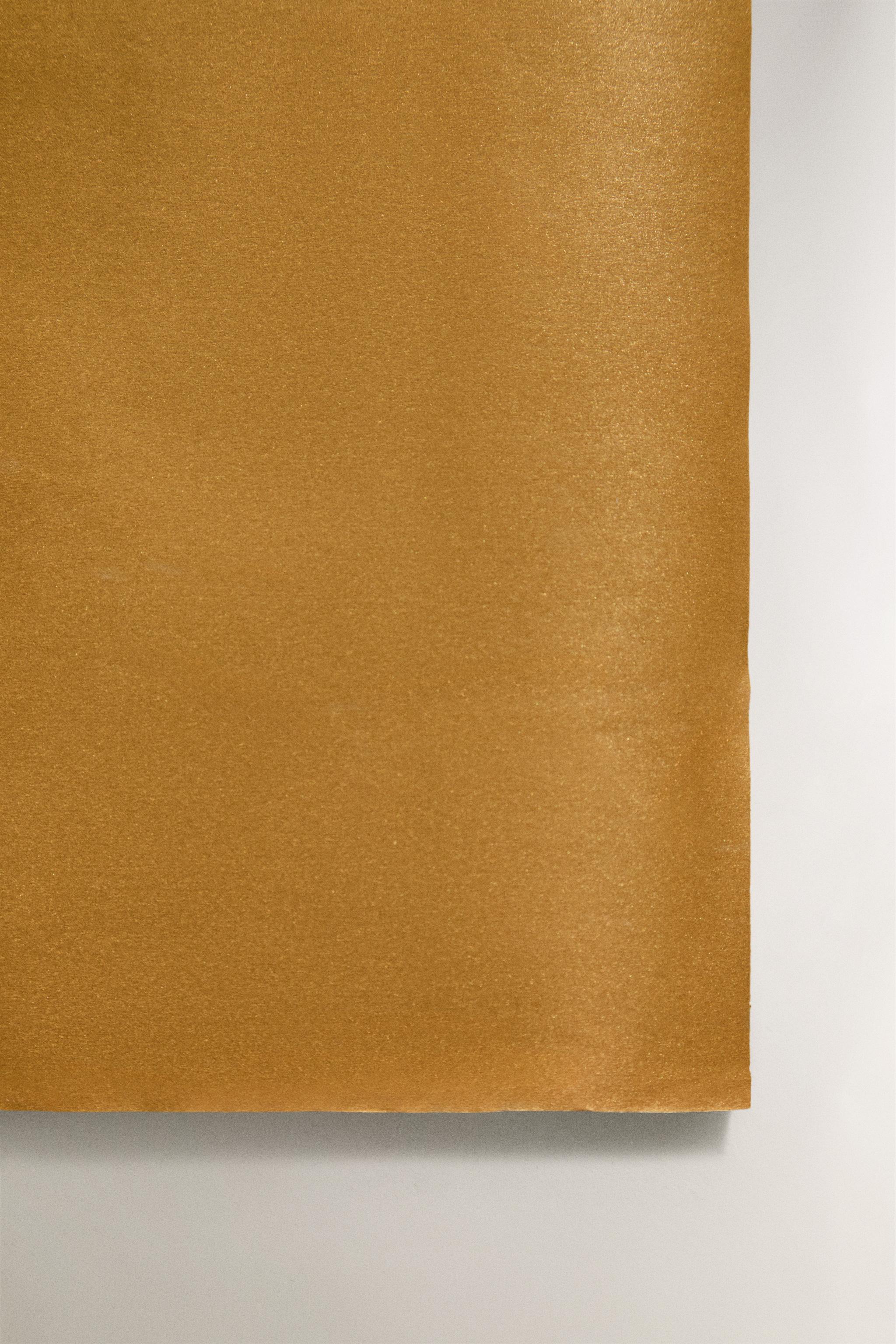 GOLD CHRISTMAS WRAPPING PAPER