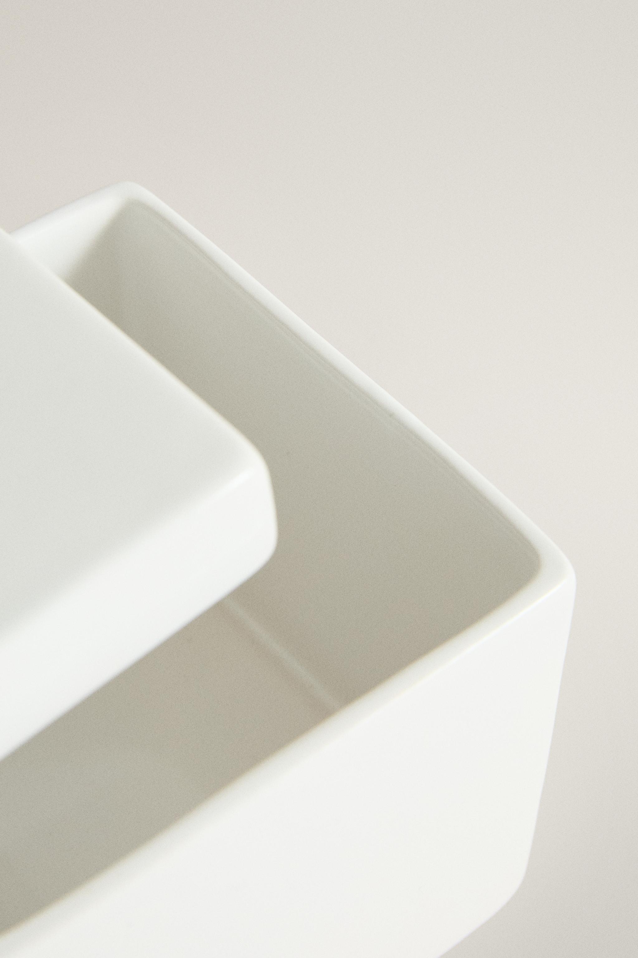 WHITE EARTHENWARE BATHROOM ORGANIZER JAR
