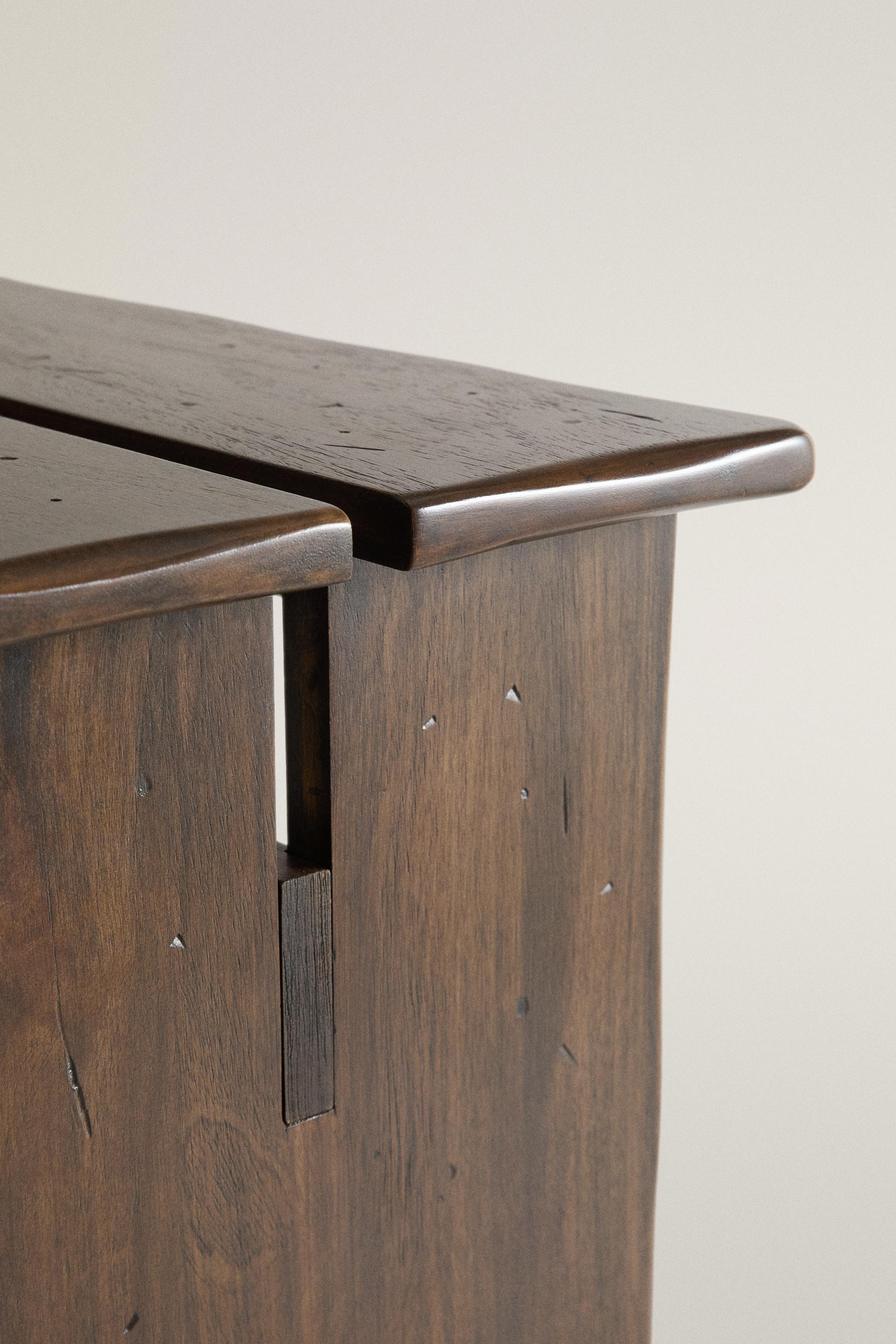 TABLE D’APPOINT EN BOIS DE MANGUIER