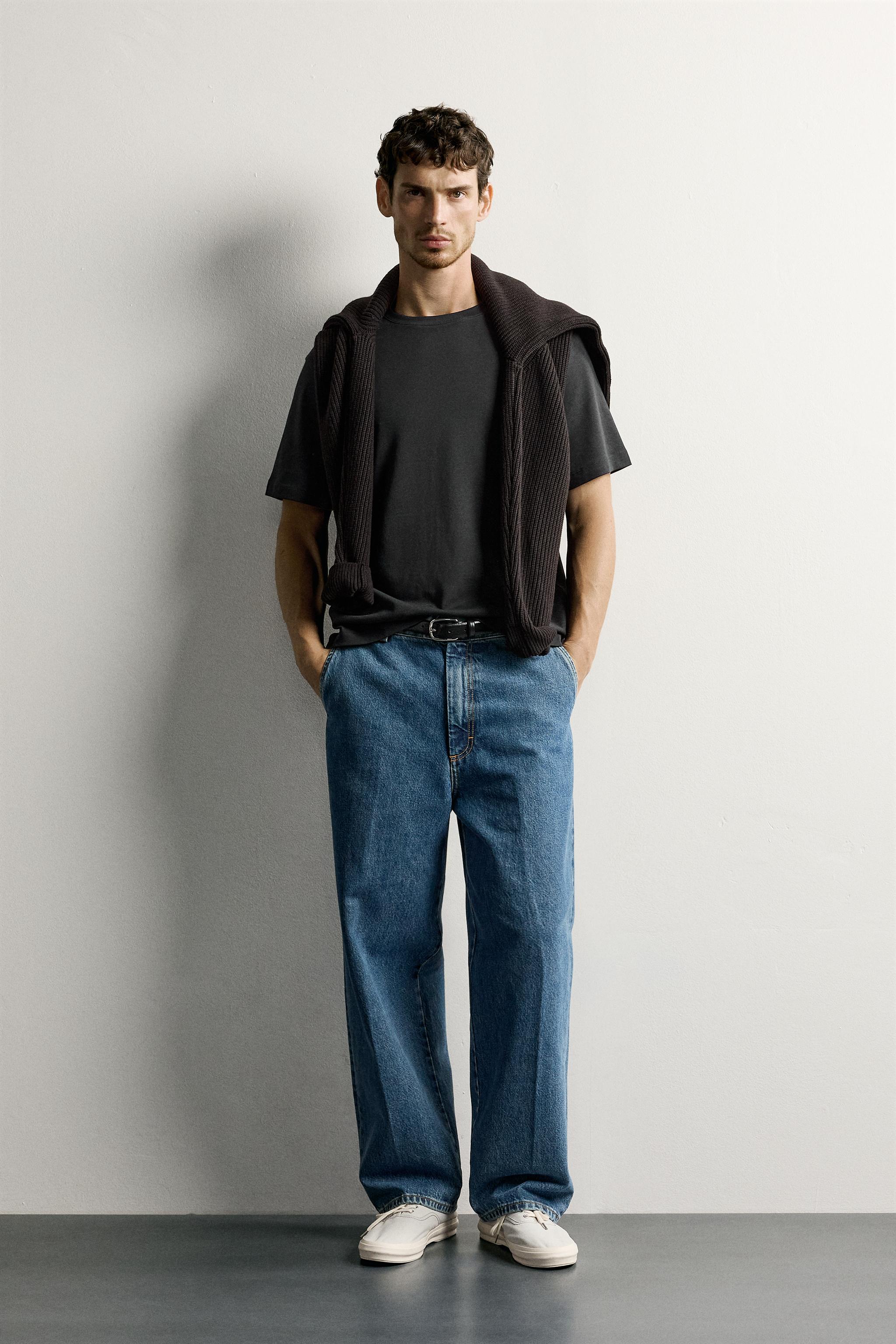 REGULAR FIT T-SHIRT