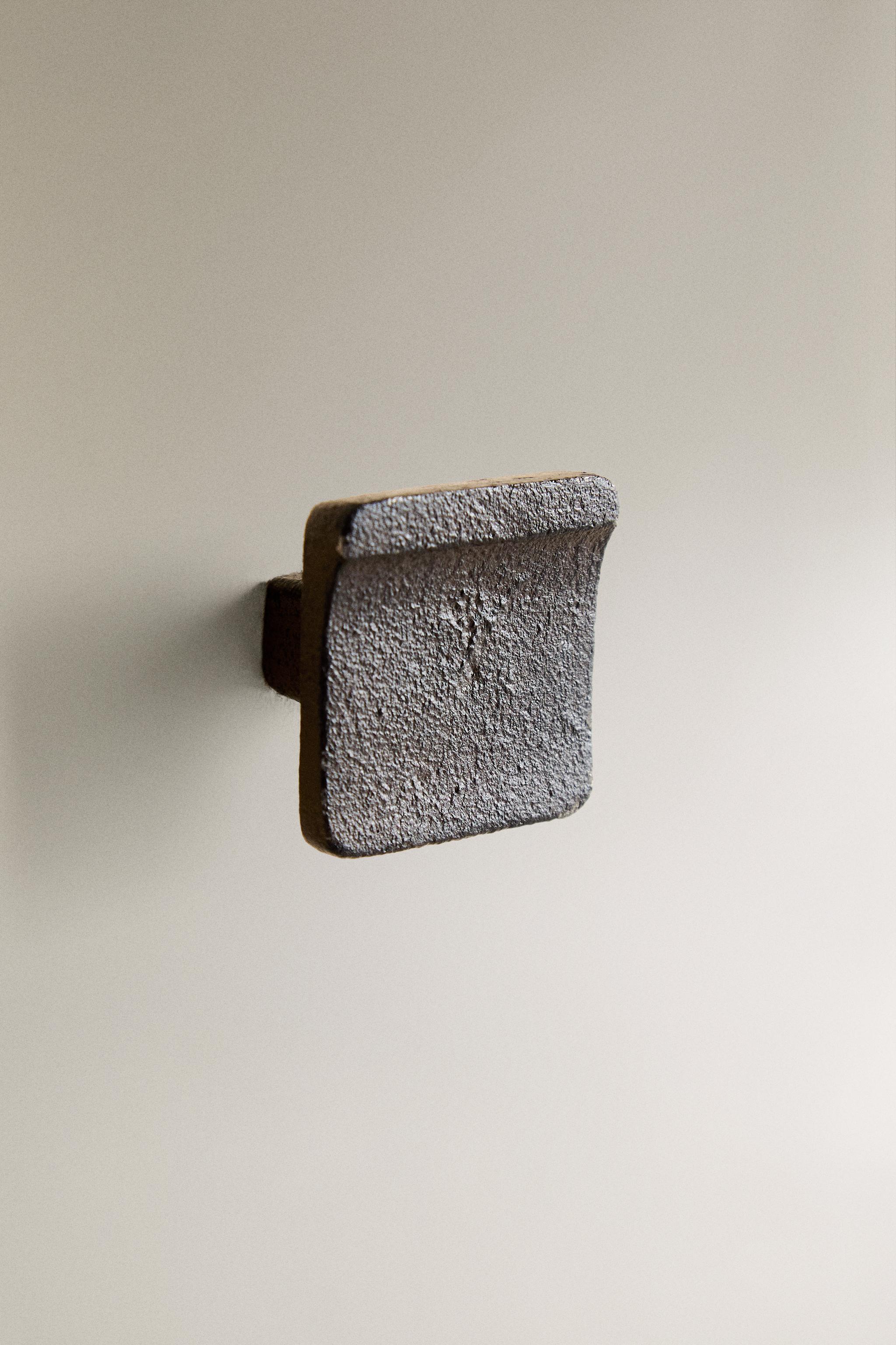 IRON HOOKS — Black