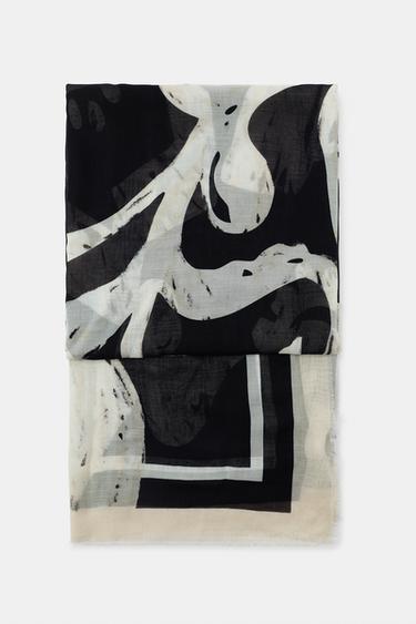 ШАРФ ИЗ МОДАЛА С ЦВЕТОЧНЫМ ПРИНТОМ — ЧЕРНЫЙ от Zara