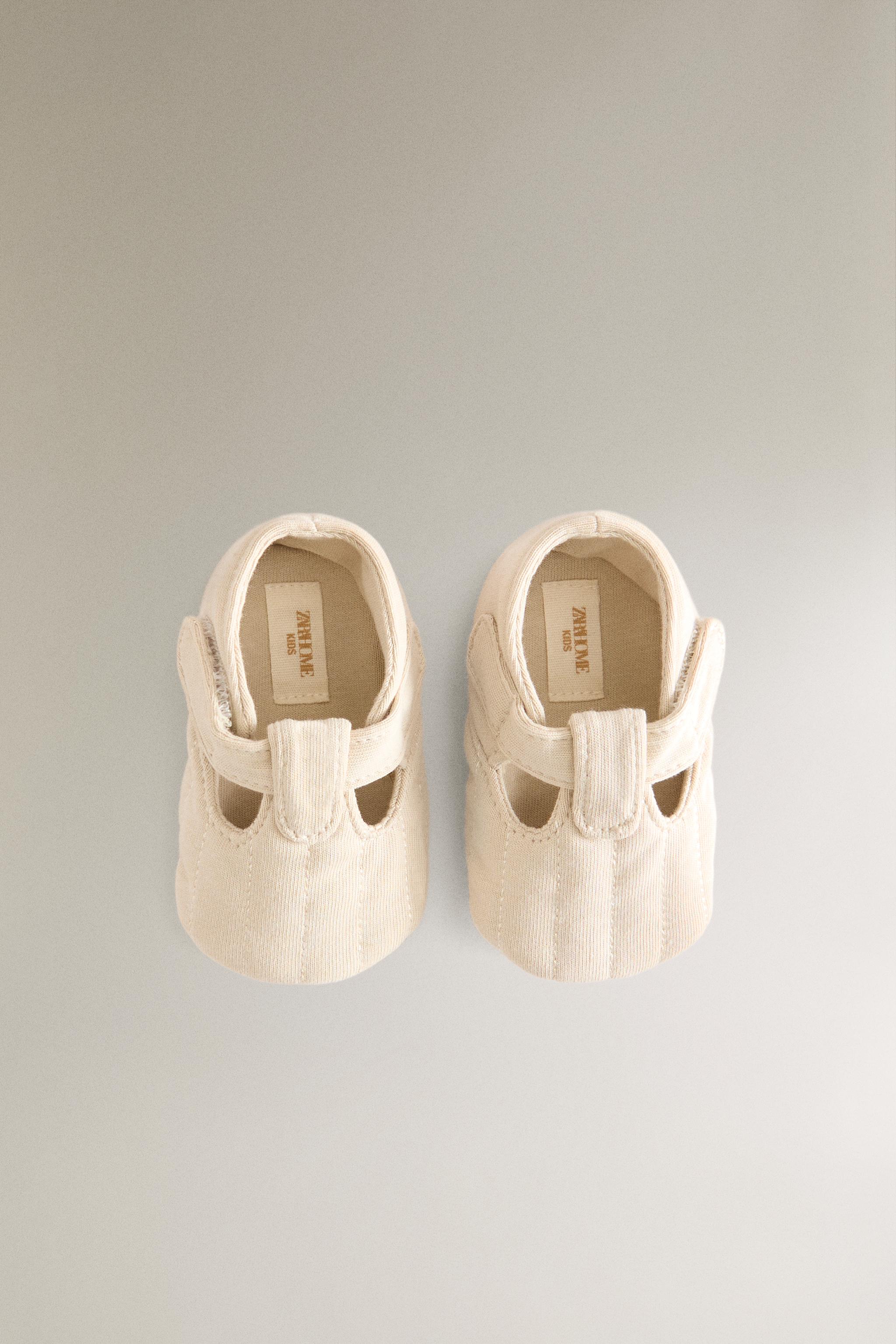 CHAUSSONS SANDALES