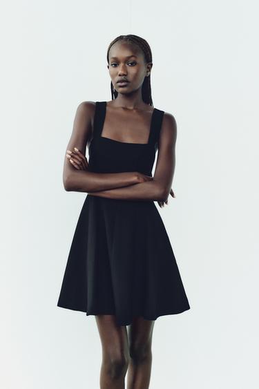 МИНИ-ПЛАТЬЕ С ШИРОКИМИ БРЕТЕЛЯМИ — ЧЕРНЫЙ от Zara — изображение 0
