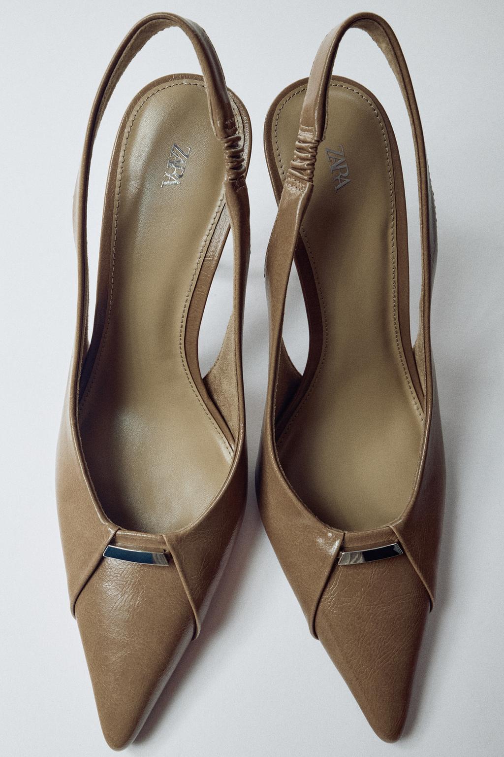PATENT HEELS WITH METAL DETAIL