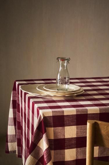LARGE CHECK COTTON TABLECLOTH - Burgundy by Zara